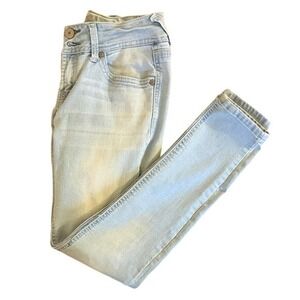 Wallflower Jeans Womens Sz 3 Light Wash Distressed Denim Skinny Jeans WBM10177S